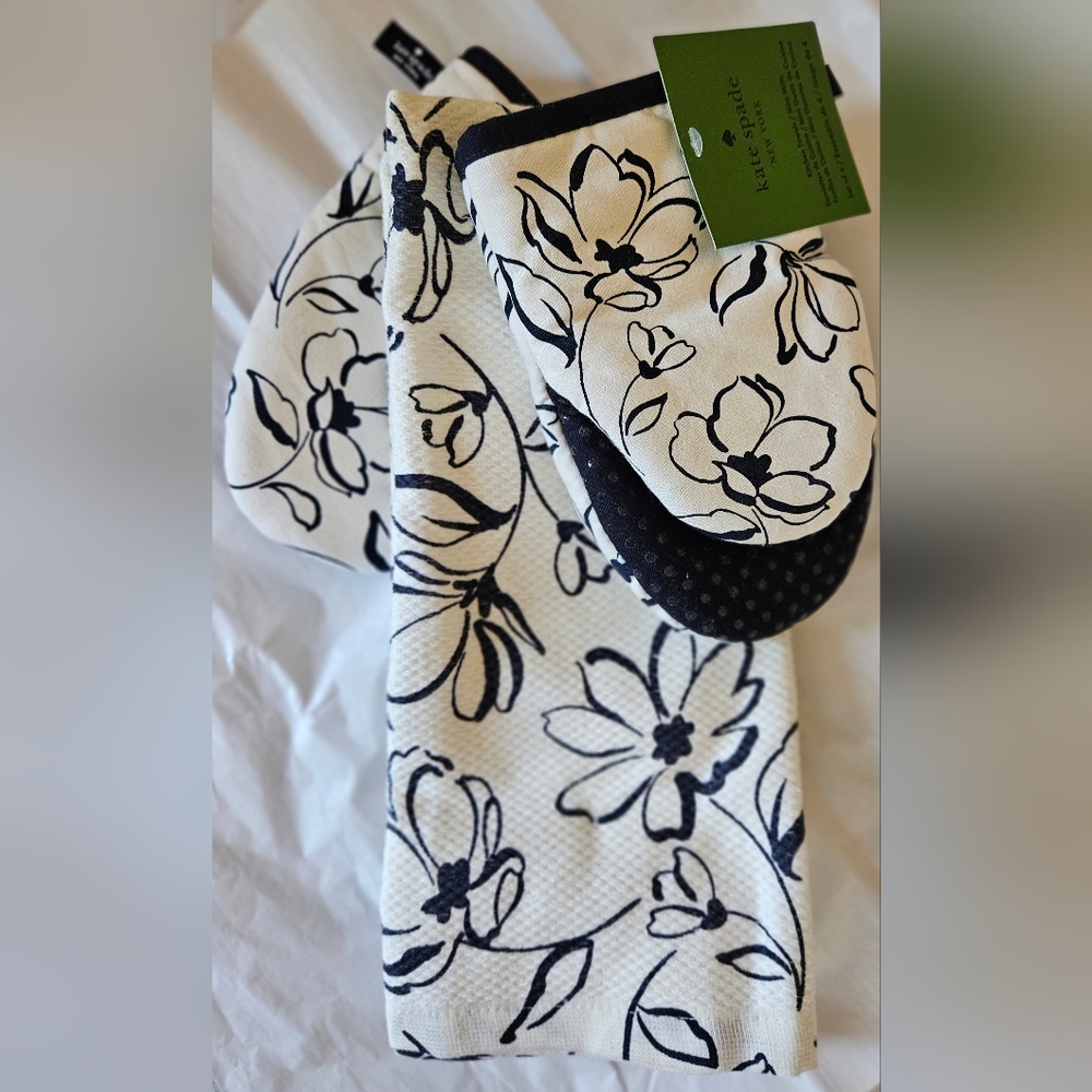 Kate Spade New York 4 Piece Set of navy blue and white two floral kitchen towels